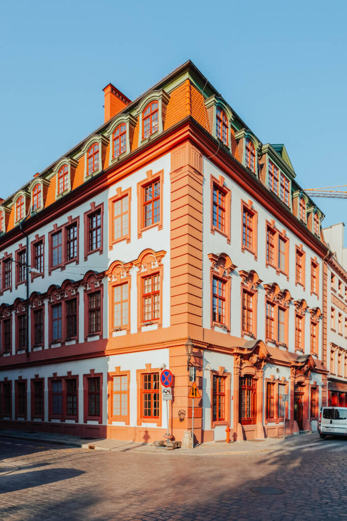 Budynek uniwersytetu